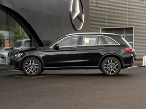 2021款GLC 260 L 4MATIC 豪华型 正侧（左）