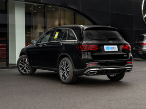 2021款GLC 260 L 4MATIC 豪华型 左后45度