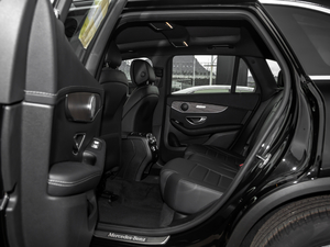 2021款GLC 260 L 4MATIC 豪华型 后排空间