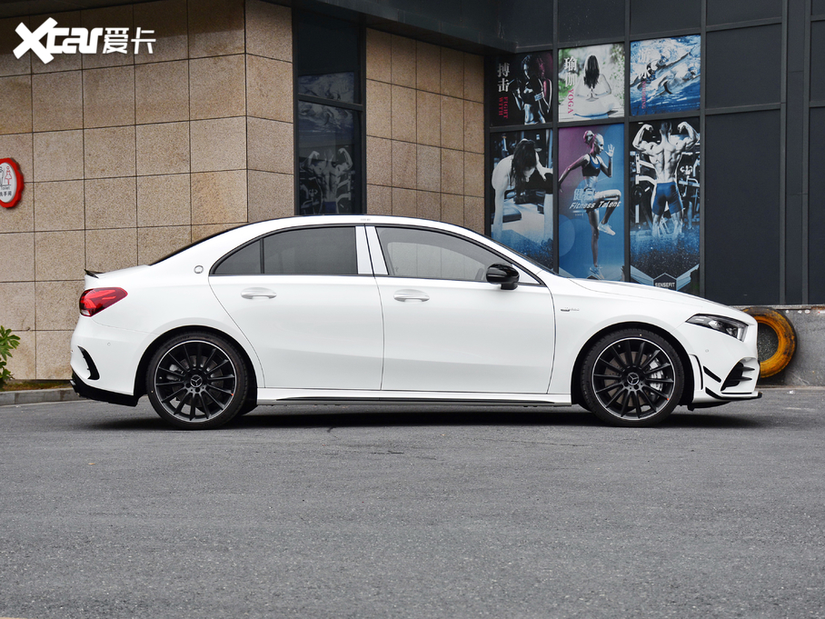 2021YAAMG AMG A 35 L 4MATIC