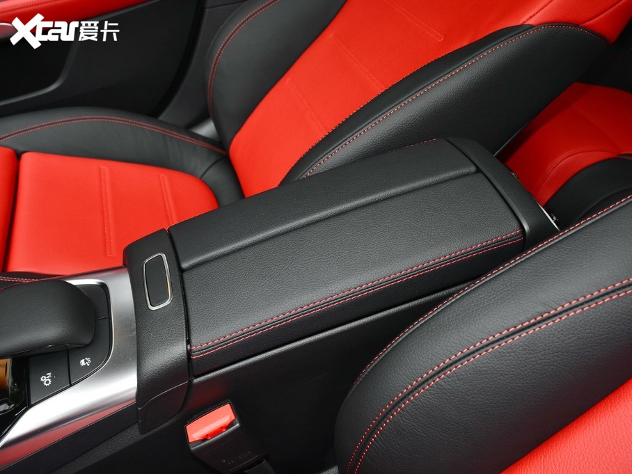 2021YAAMG AMG A 35 L 4MATIC