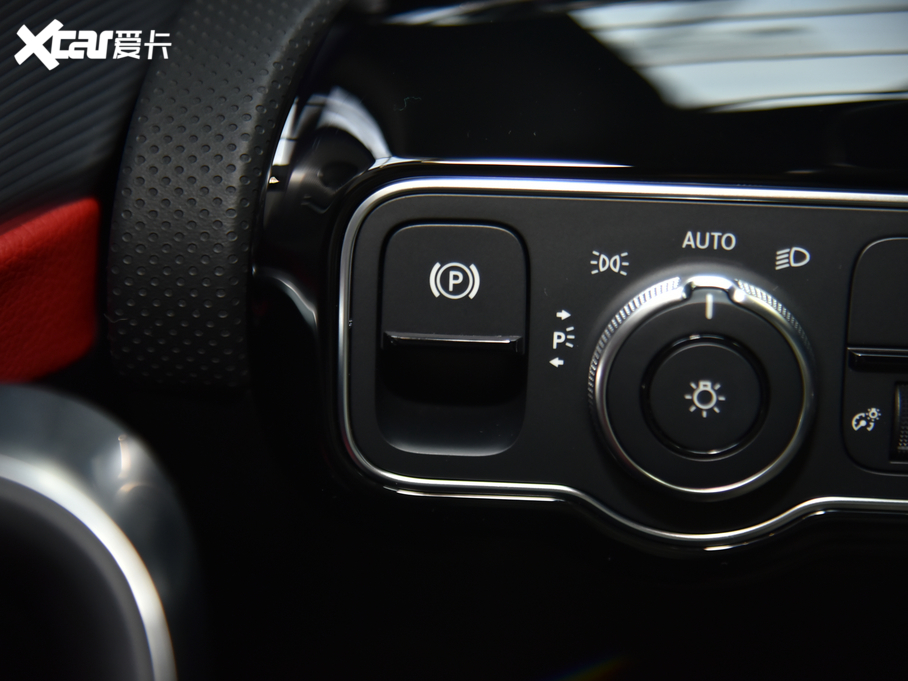 2021YAAMG AMG A 35 L 4MATIC