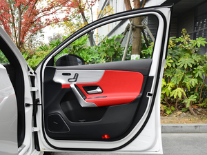 2021AMG A 35 L 4MATIC g