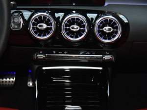 2021AMG A 35 L 4MATIC {{