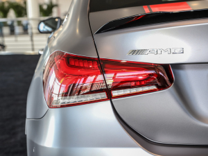 2021AMG A 35 L 4MATIC ҹ؄e ^