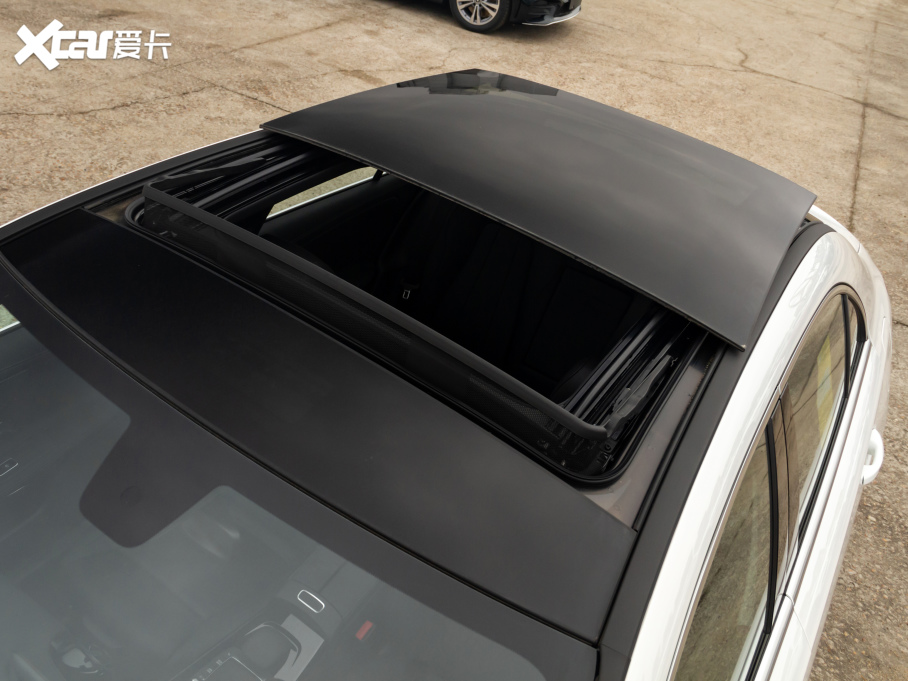 2021YA A 180 L \I܇