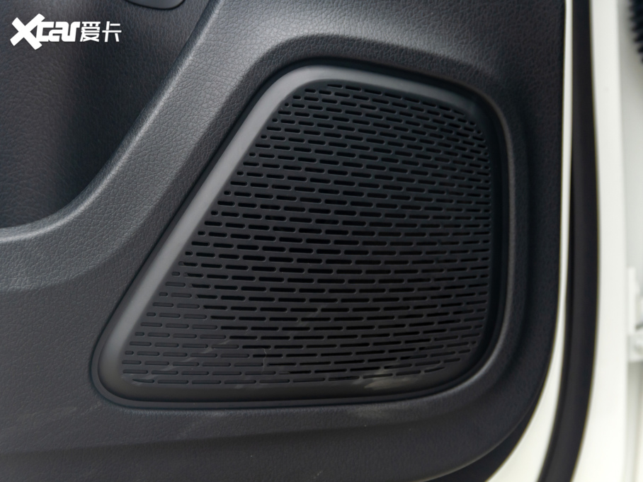 2021YA A 180 L \(yn)I܇