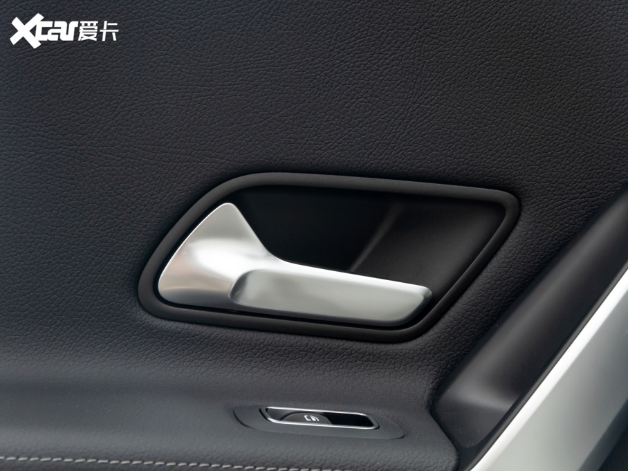 2021YA A 180 L \I܇