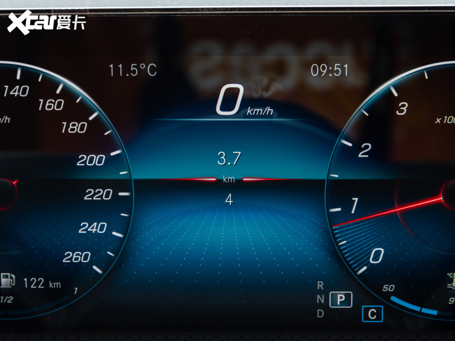 2021YA A 180 L \I܇