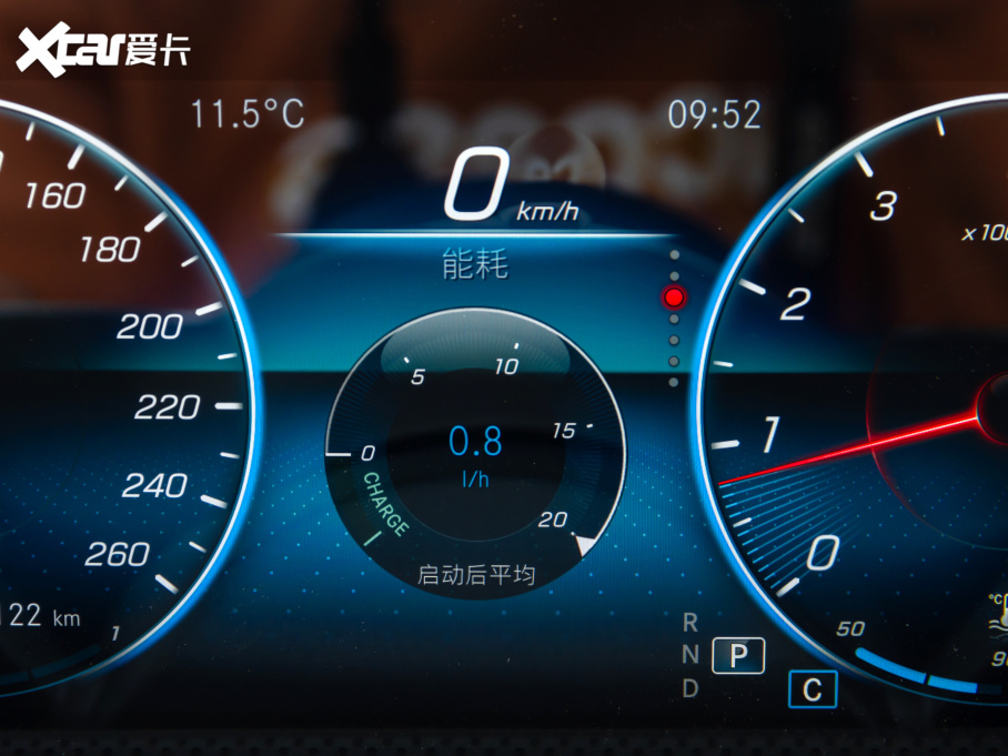 2021YA A 180 L \I܇