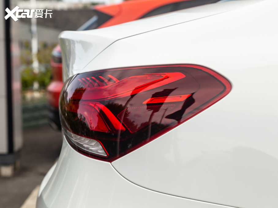 2021YA A 200 L \I܇Ӹ