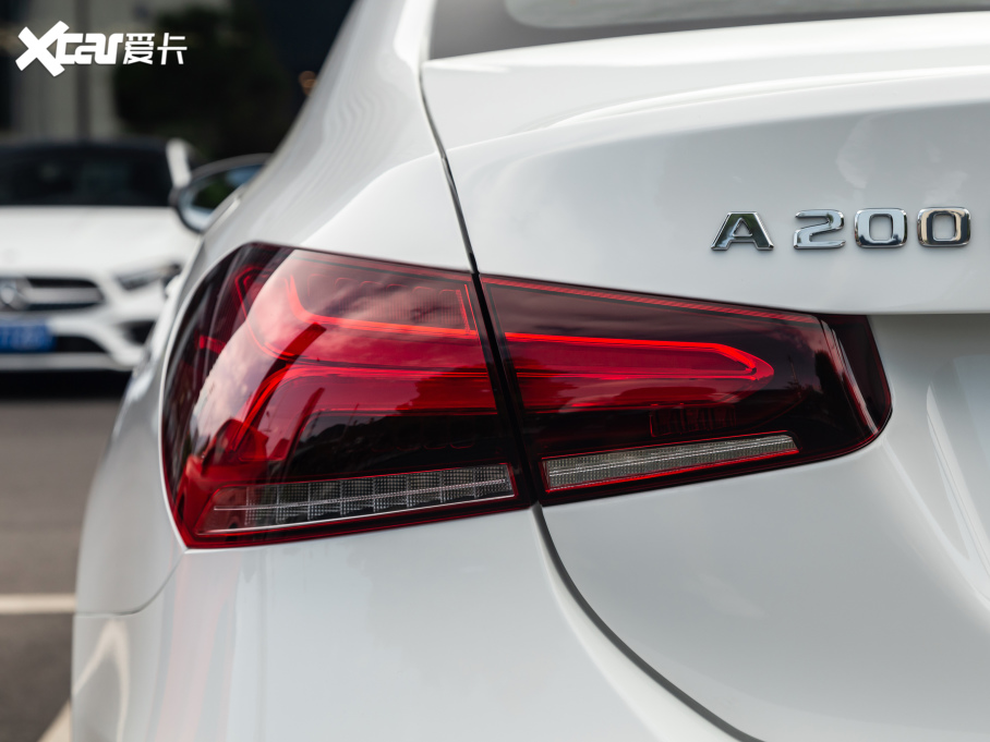 2021YA A 200 L \I܇Ӹ