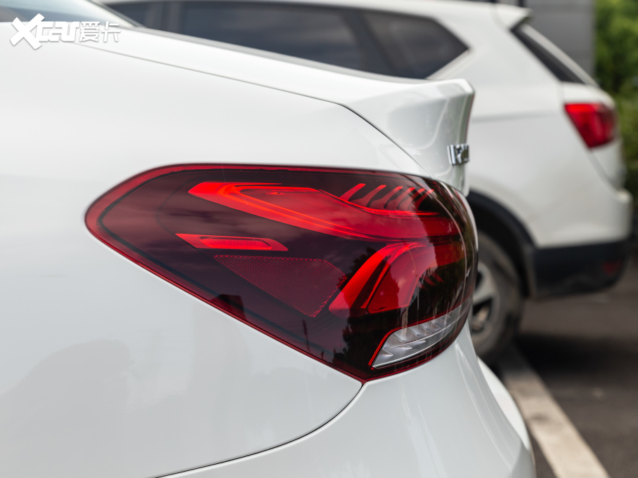 2021YA A 200 L \I܇Ӹ