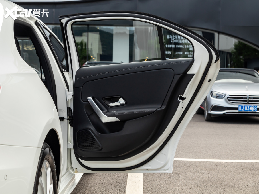 2021YA A 200 L \I܇Ӹ