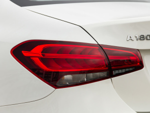 2021A 180 L \I܇ (ji)^