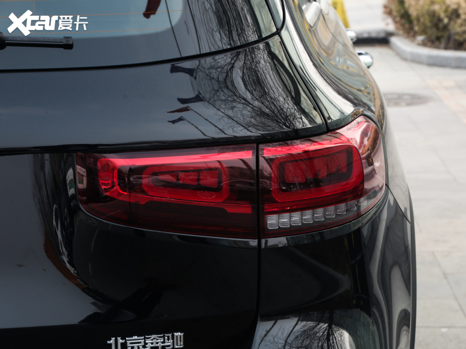 2021YGLB 200 (dng)