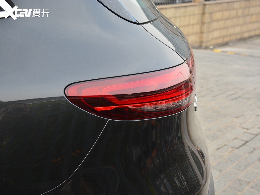 2021YEQC EQC 350 4MATIC