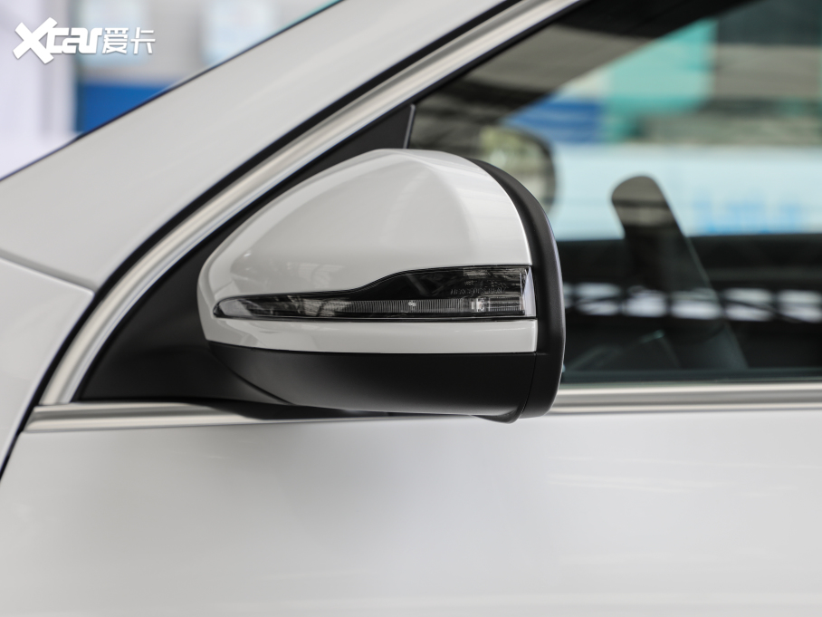 2022YEQA EQA 300 4MATIC װl(f)؄e