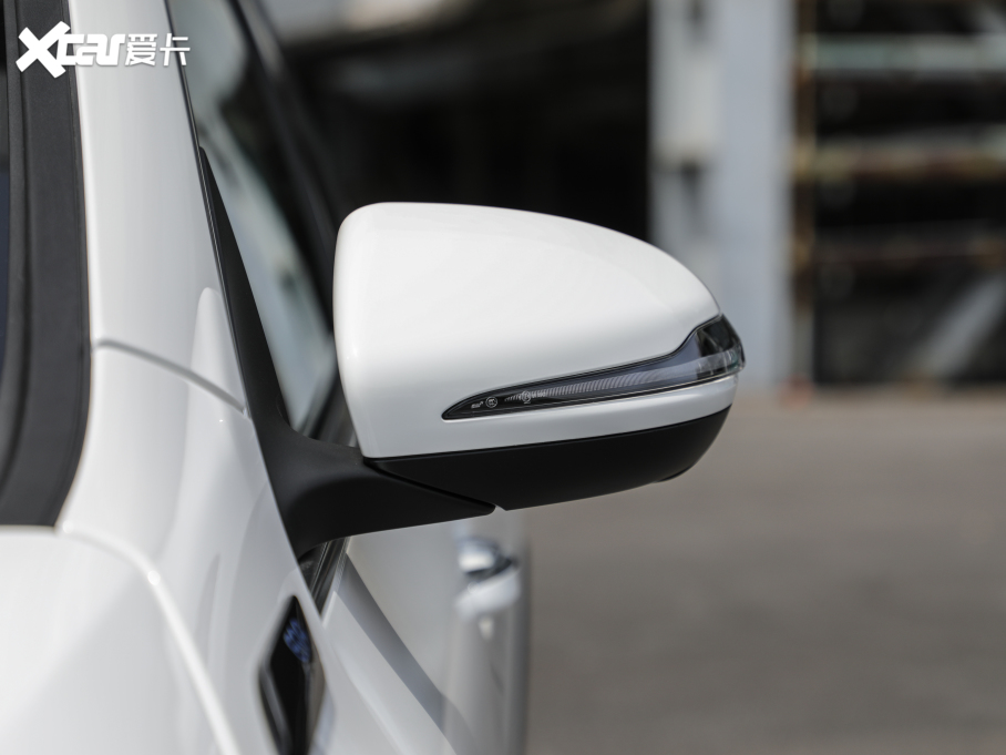 2022YEQA EQA 300 4MATIC װl؄e