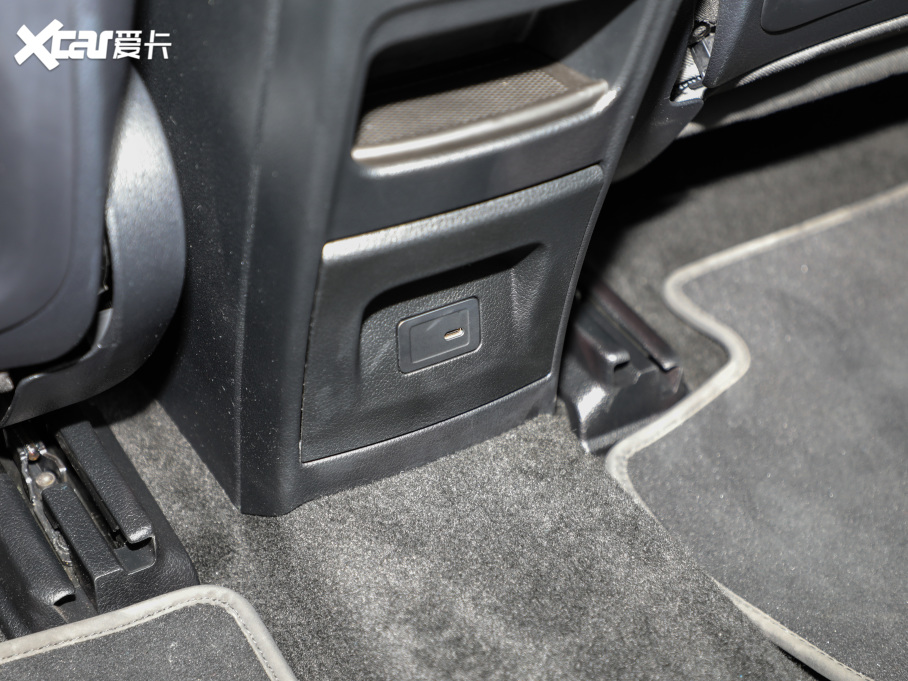 2022YEQA EQA 300 4MATIC װl؄e