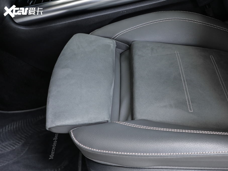 2022YEQA EQA 300 4MATIC װl(f)؄e