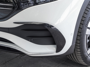 2022EQA 300 4MATIC װl؄e ^