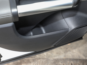 2022EQA 300 4MATIC װl؄e g