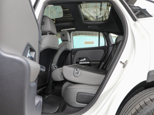 2022EQA 300 4MATIC װl؄e ηŵ