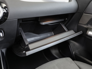 2022EQA 300 4MATIC װl(f)؄e 