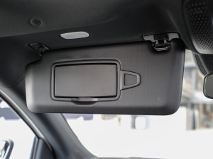 2022EQA 300 4MATIC װl؄e g