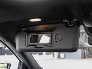 2022EQA 300 4MATIC װl؄e g