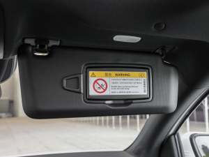 2022EQA 300 4MATIC װl؄e g