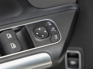 2022EQA 300 4MATIC װl(f)؄e п؅^(q)