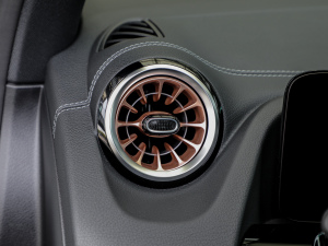 2022EQA 300 4MATIC װl(f)؄e п؅^(q)