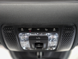 2022EQA 300 4MATIC װl؄e п؅^