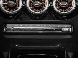 2022EQA 300 4MATIC װl(f)؄e {(dio){(dio)(ji)