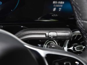 2022EQA 260 п؅^(q)