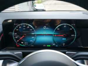 2022款EQB 350 4MATIC 仪表