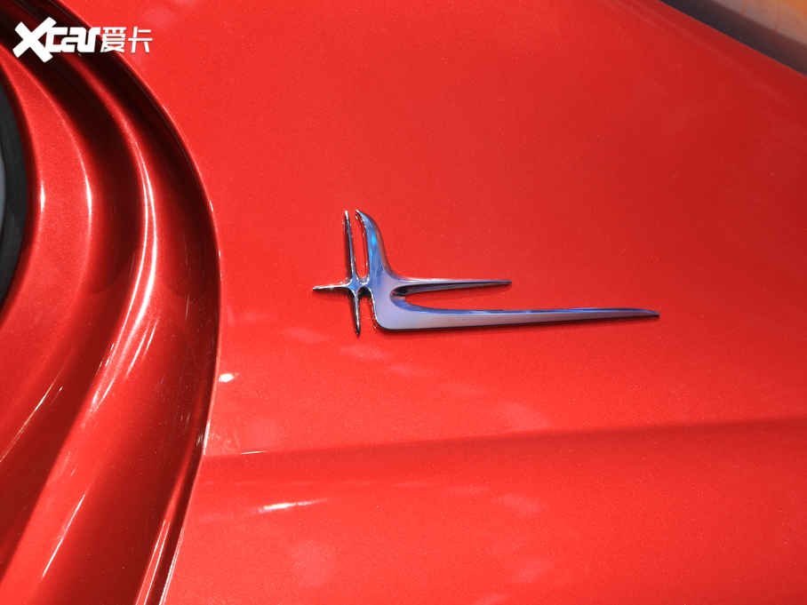 2022YC C 260 L ҹ\Ӱ