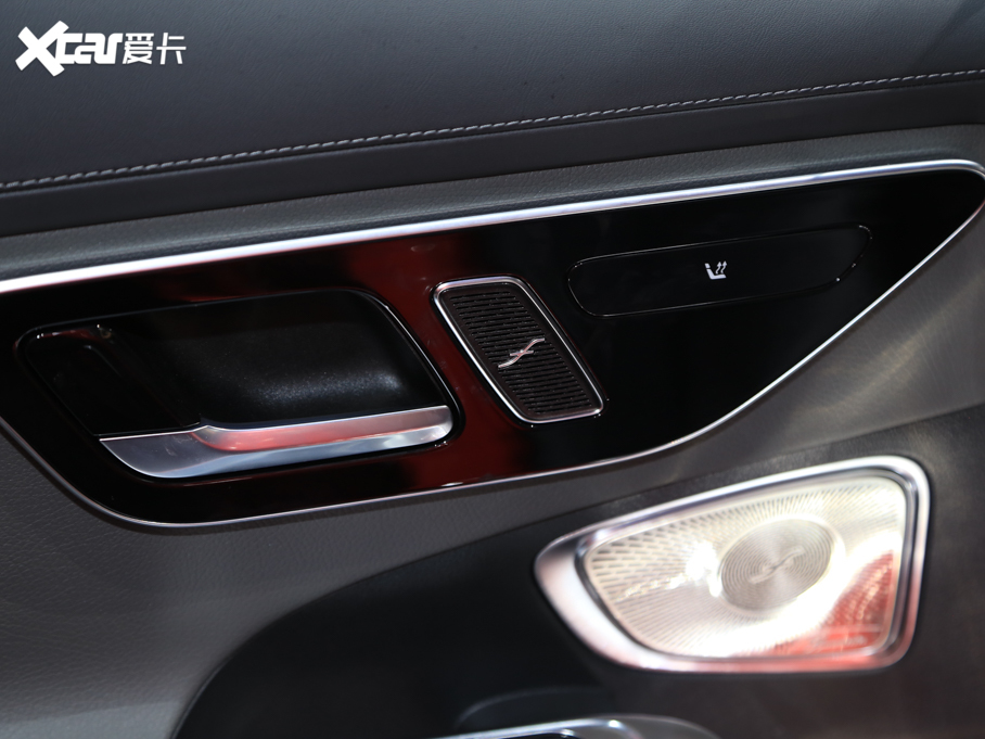 2022YC C 260 L ҹ\(yn)Ӱ