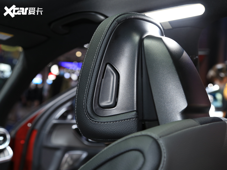 2022YC C 260 L ҹ\Ӱ