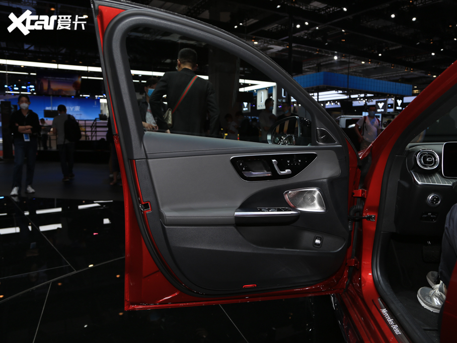 2022YC C 260 L ҹ\Ӱ