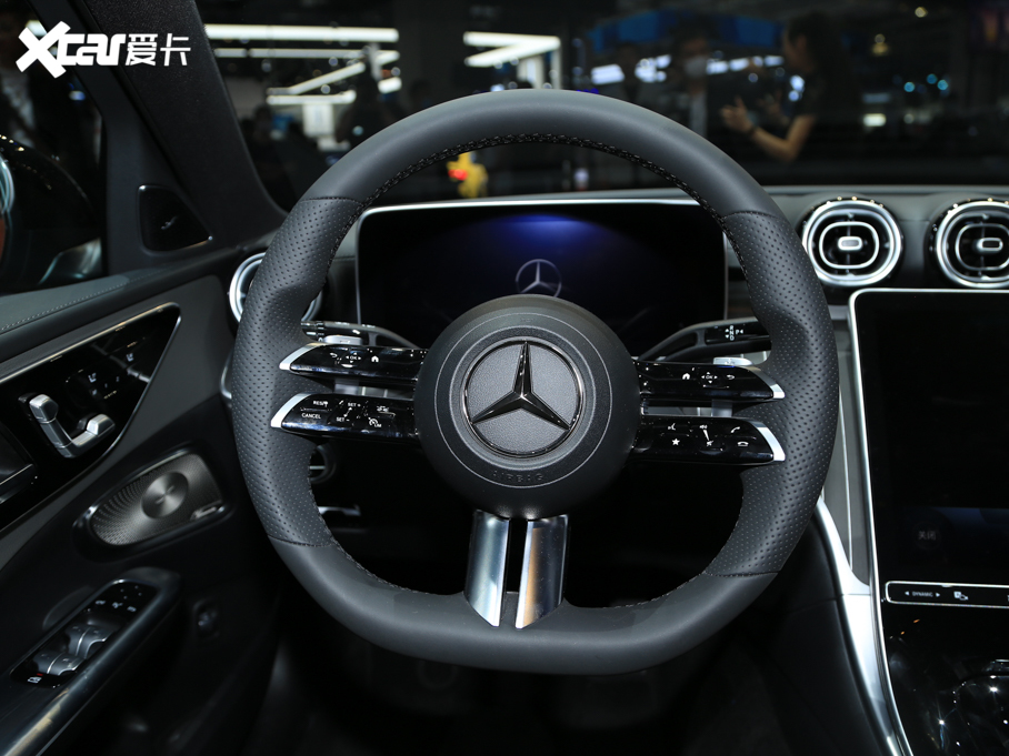 2022YC C 260 L ҹ\Ӱ