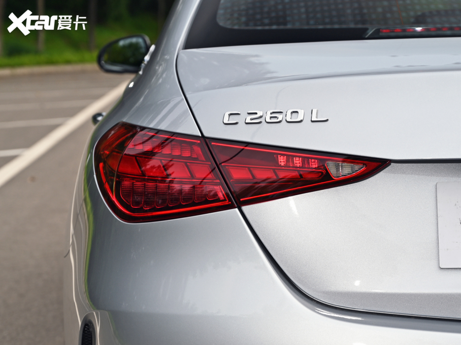 2022YC C 260 L ҹ\Ӱ