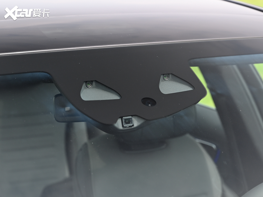 2022YC C 260 L ҹ\Ӱ