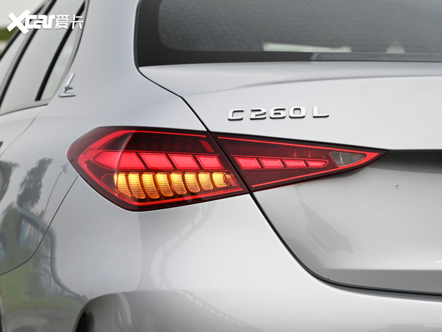 2022YC C 260 L ҹ\Ӱ