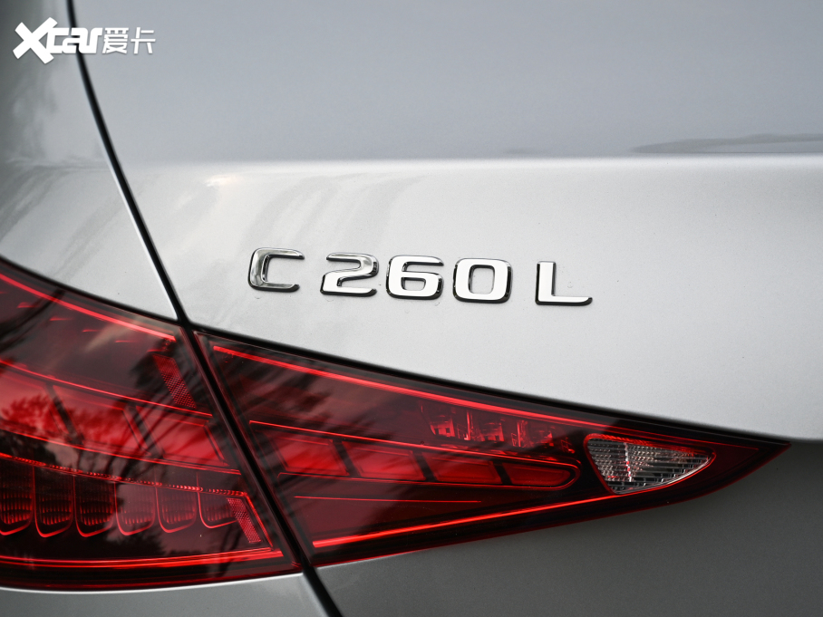 2022YC C 260 L ҹ\Ӱ