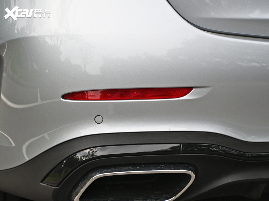 2022YC C 260 L ҹ\Ӱ