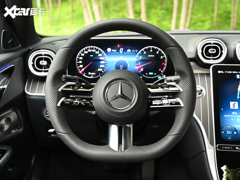 2022YC C 260 L ҹ\Ӱ