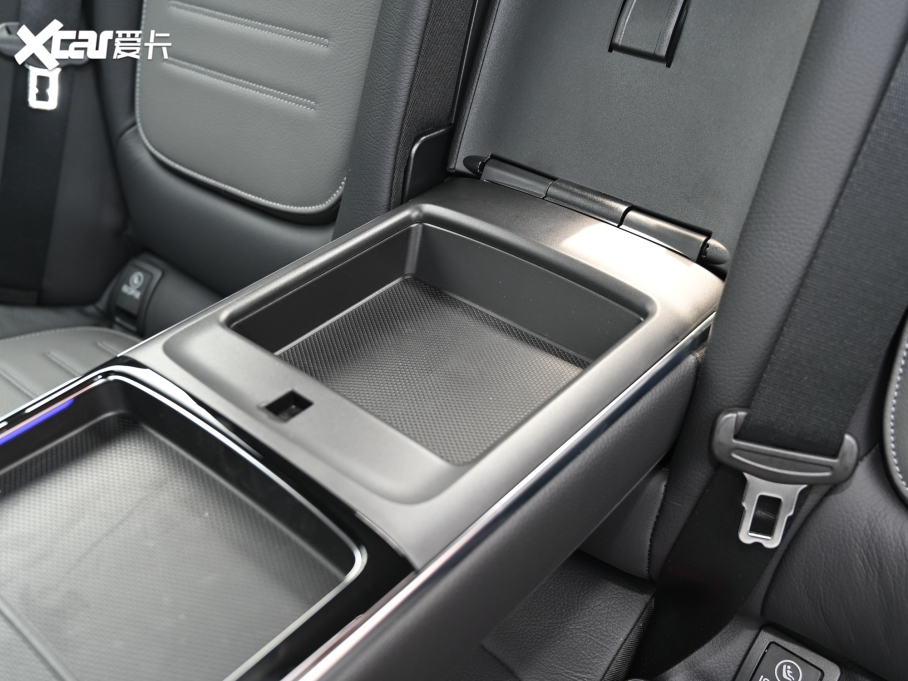 2022YC C 260 L ҹ\(yn)Ӱ